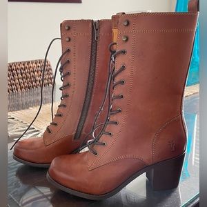 Frye Kendall lace up leather boots. NWOT